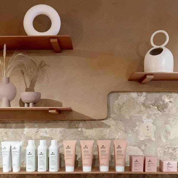 prolongez l'expérience Avril en boutique