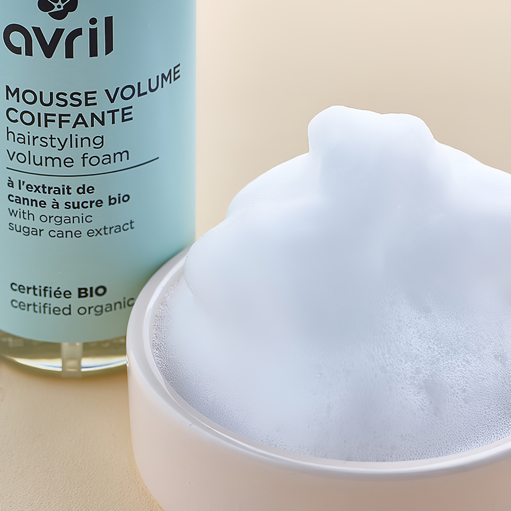 Volume styling mousse