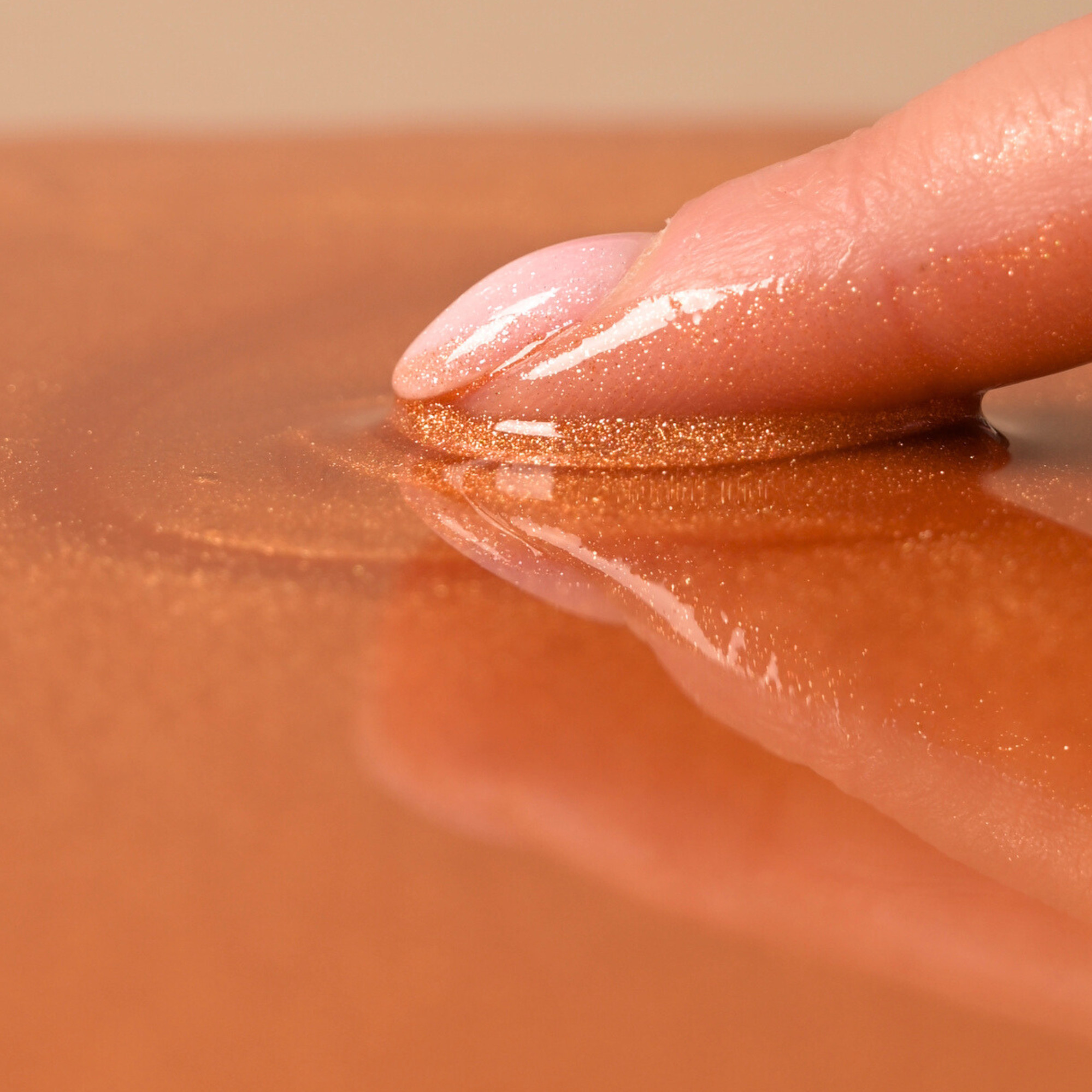 Multi-purpose glitter oil