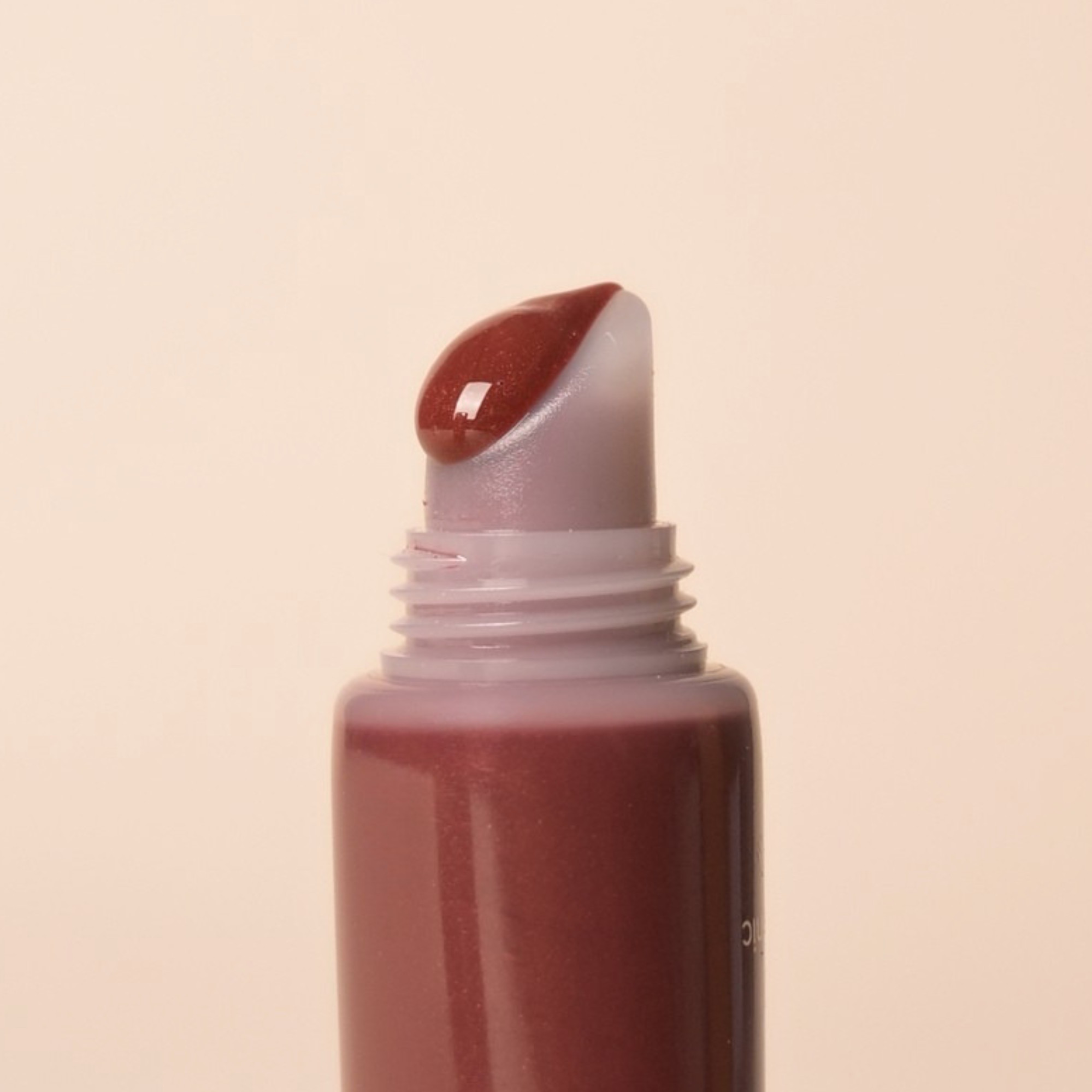 Lip oil