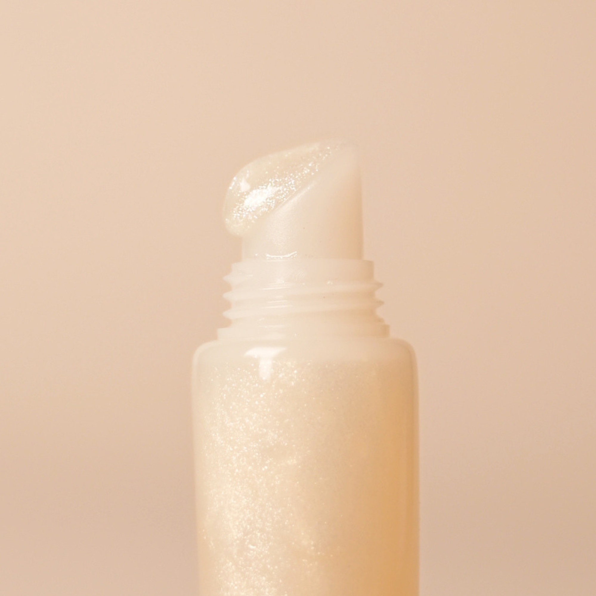 Lip oil