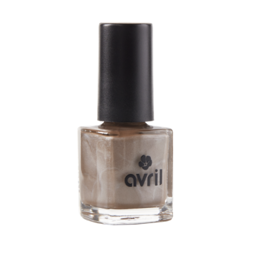 Esmalte de uñas taupe nacré