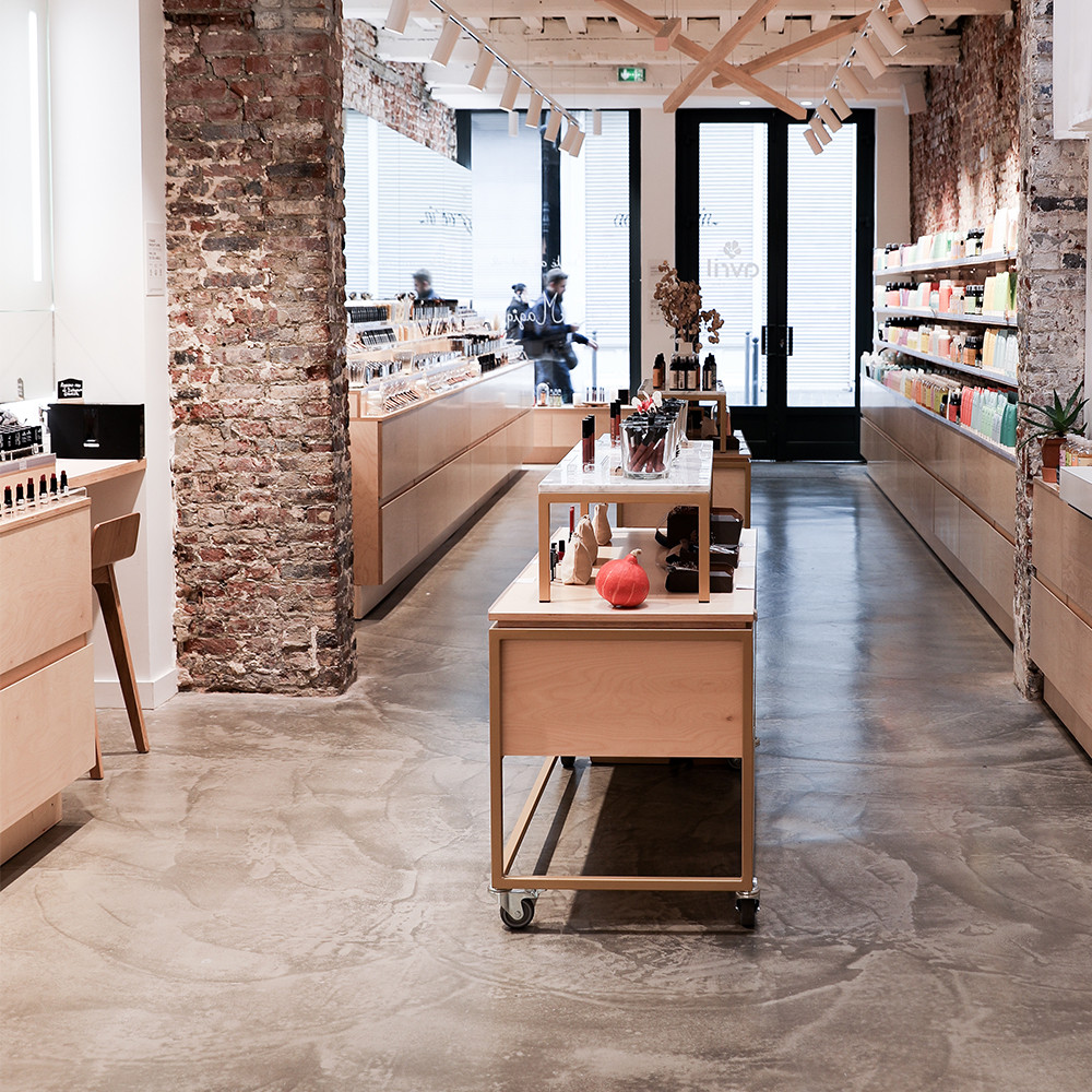 Opening of our first boutique